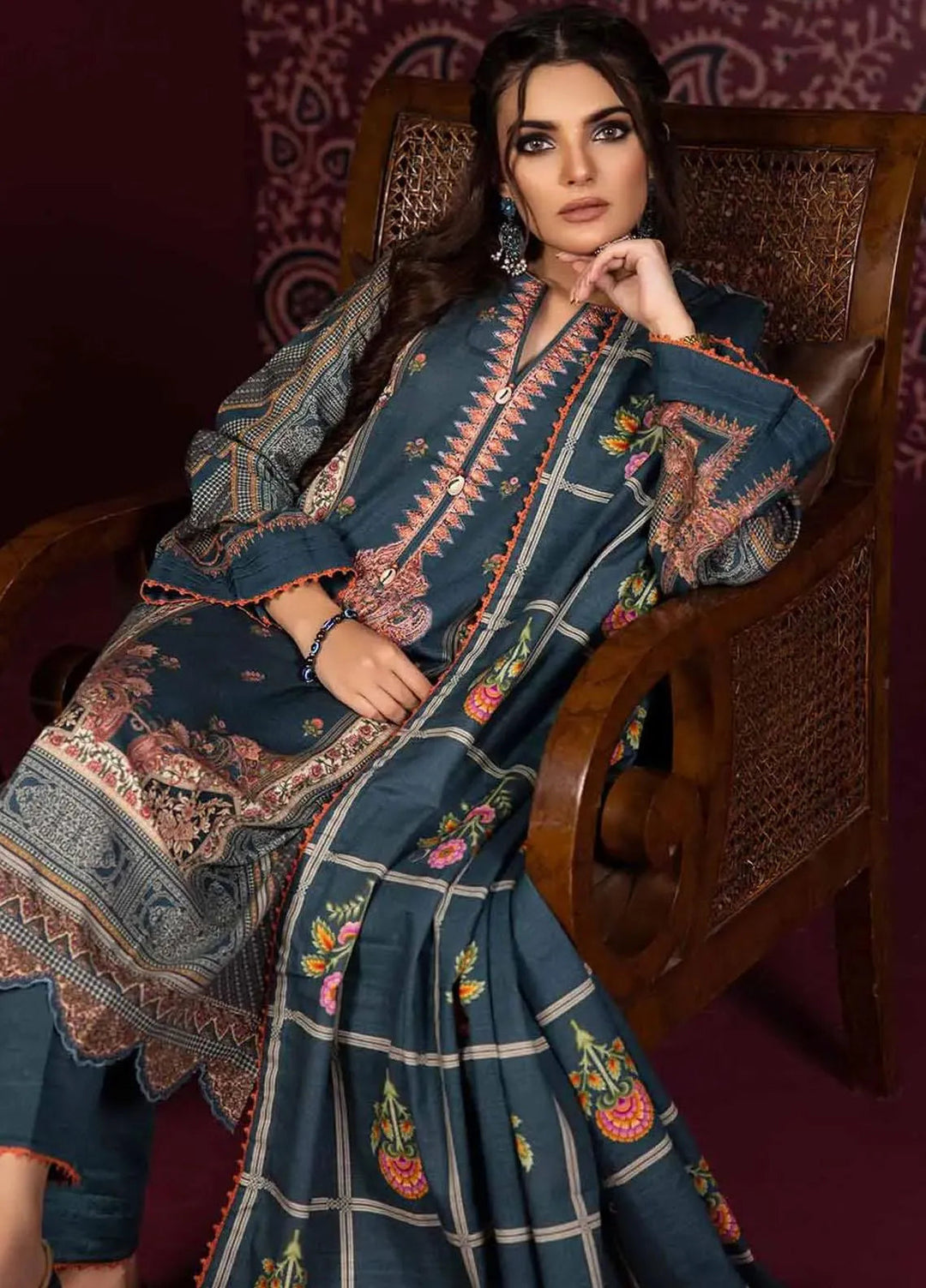 Gul Ahmed Pret Embroidered Khaddar 3 Piece Suit K-32039