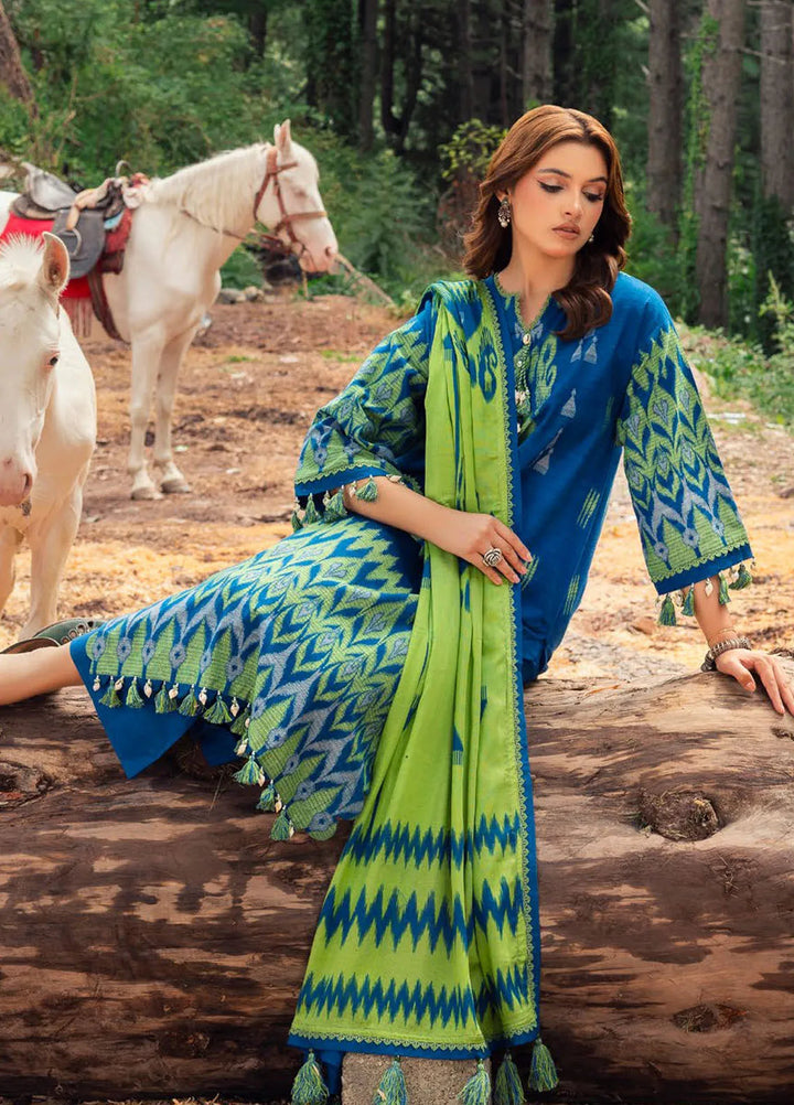 Gul Ahmed Printed Jacquard Suits Unstitched 3 Piece GA24UW MJ-42053 - Winter Collection