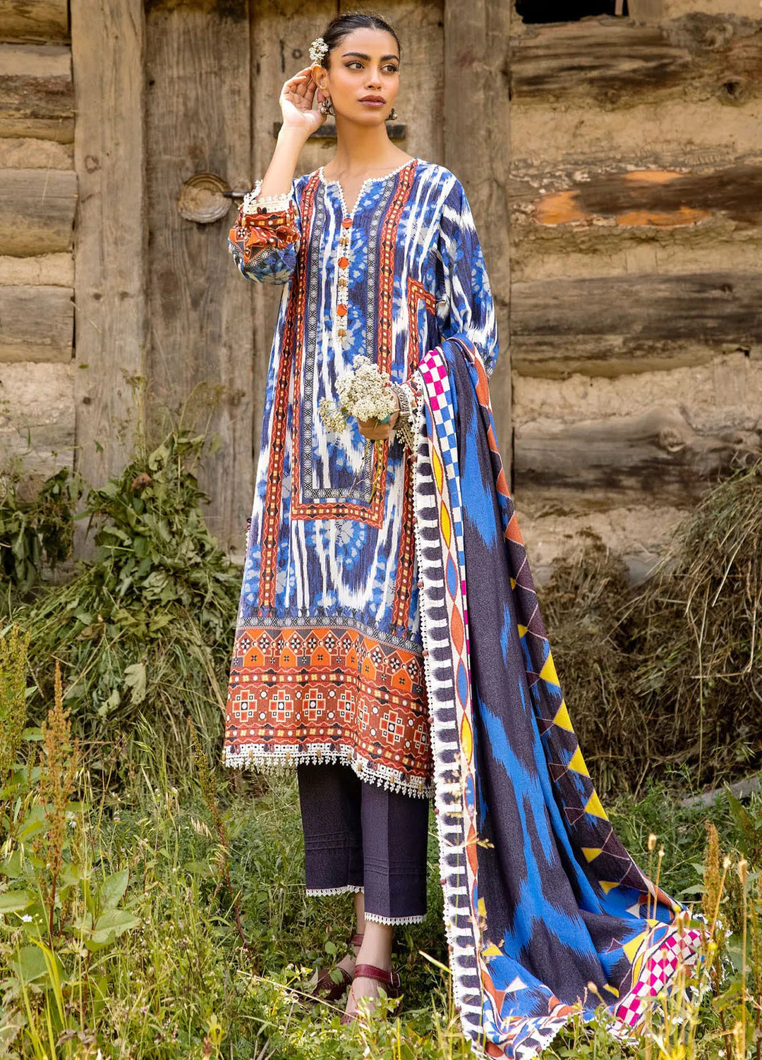 Gul Ahmed Printed Karandi Suits Unstitched 3 Piece GA24UW AY-42004 - Winter Collection