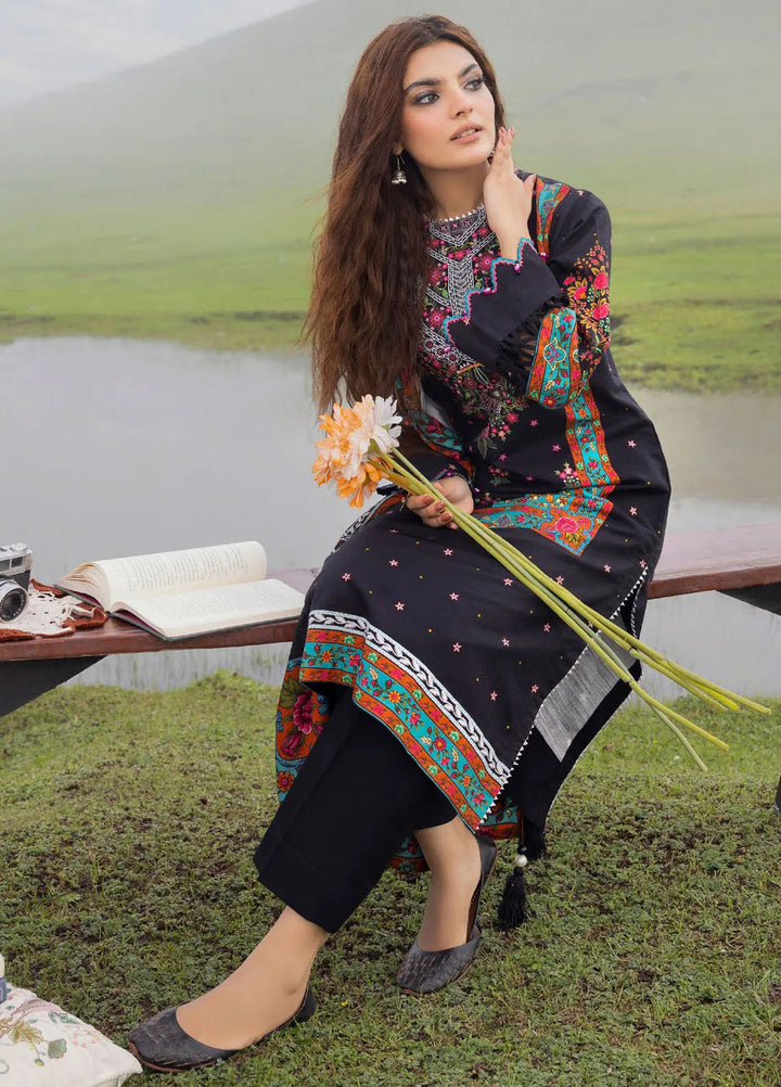 Gul Ahmed Printed Khaddar Suits Unstitched 3 Piece GA24UW AP-42030 - Winter Collection
