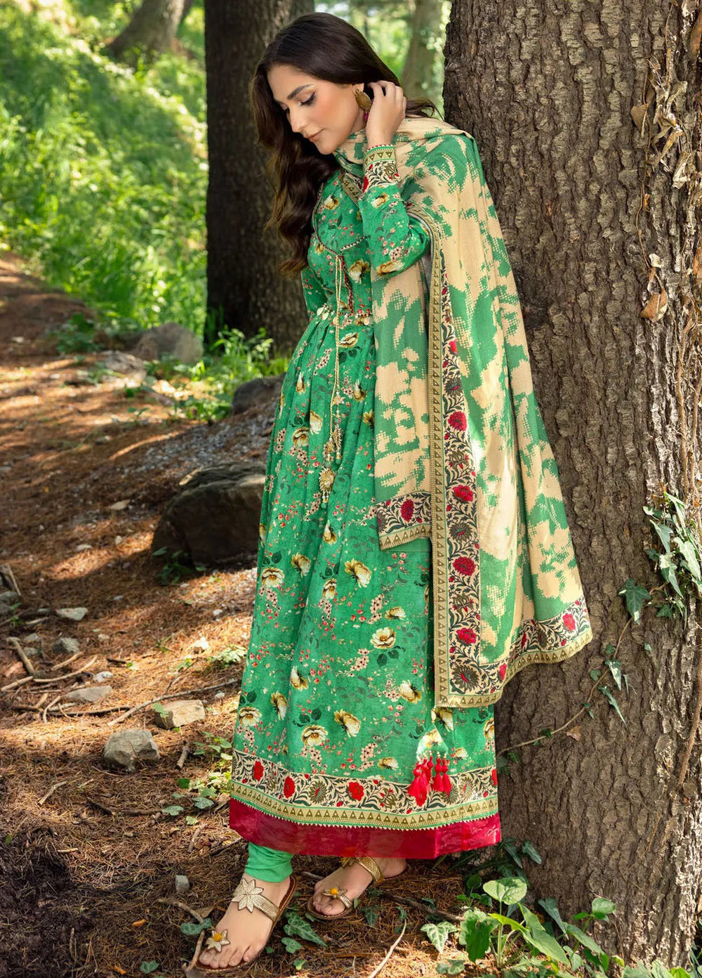 Gul Ahmed Printed Khaddar Suits Unstitched 3 Piece GA24UW AP-42036 - Winter Collection