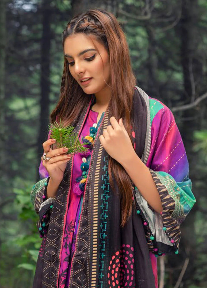 Gul Ahmed Printed Khaddar Suits Unstitched 3 Piece GA24UW CN-42003 - Winter Collection
