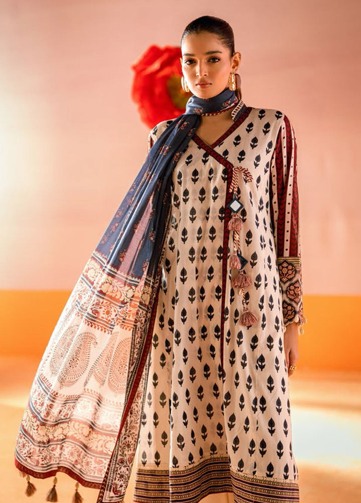 Gul Ahmed Printed Lawn Suits Unstitched 3 Piece CL62014 - Summer Collection