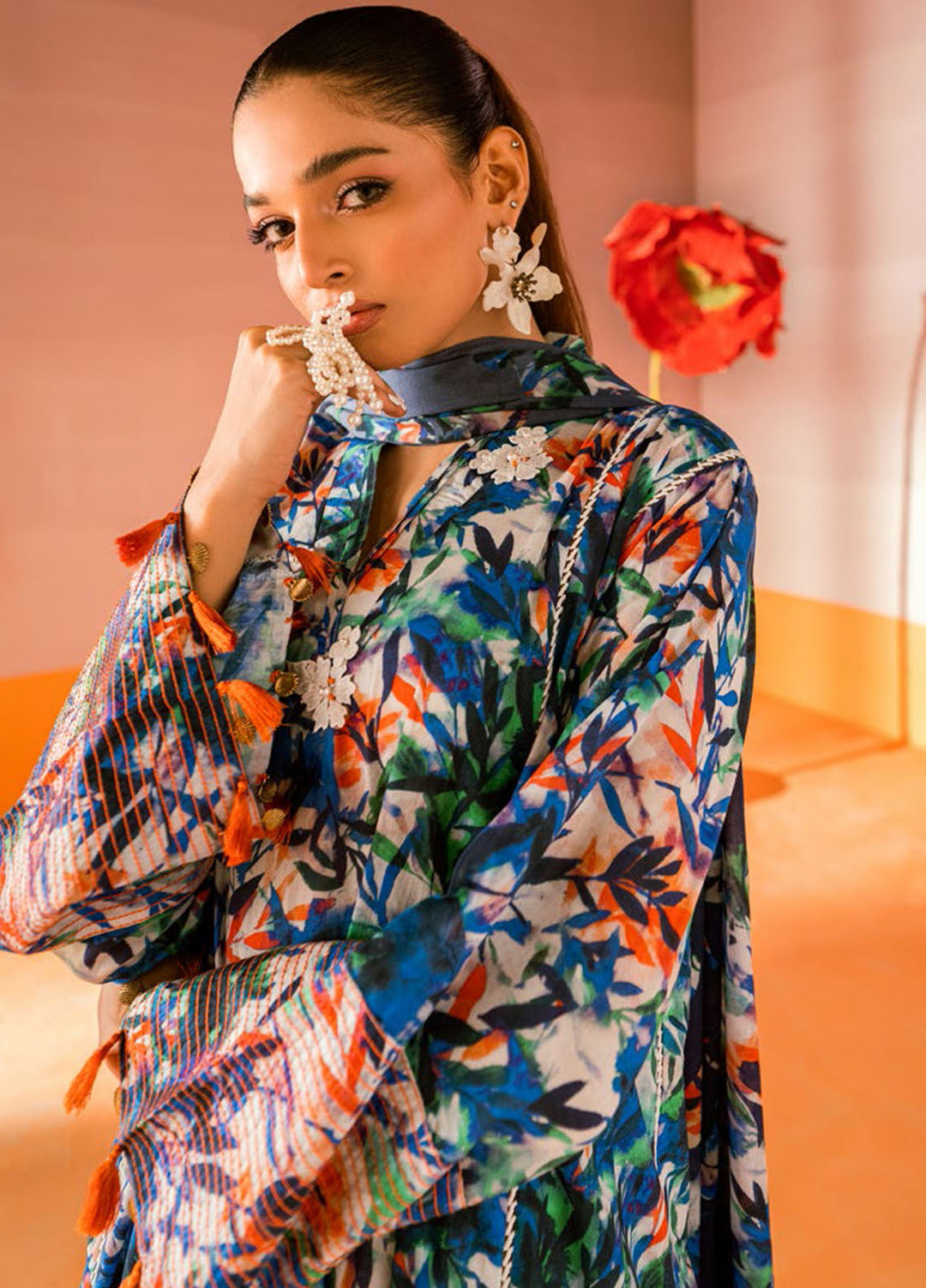 Gul Ahmed Printed Lawn Suits Unstitched 3 Piece CL62056 - Summer Collection