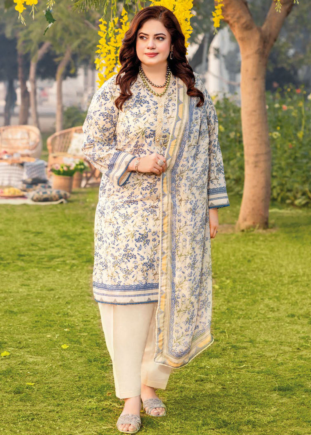 Gul Ahmed Printed Lawn Suits Unstitched 3 Piece GA24MT BM 42014 - Summer Collection