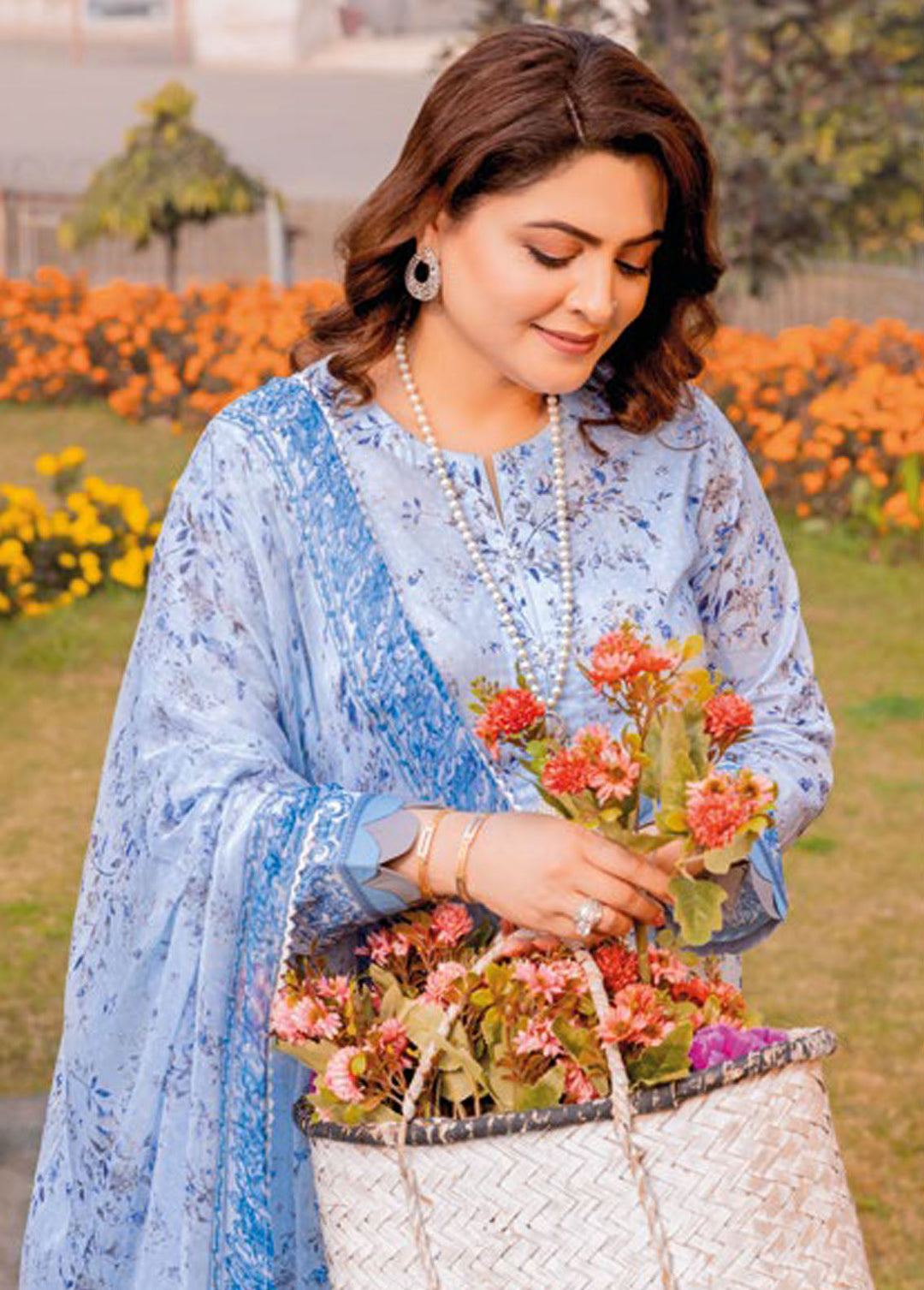Gul Ahmed Printed Lawn Suits Unstitched 3 Piece GA24MT BM 42015 - Summer Collection