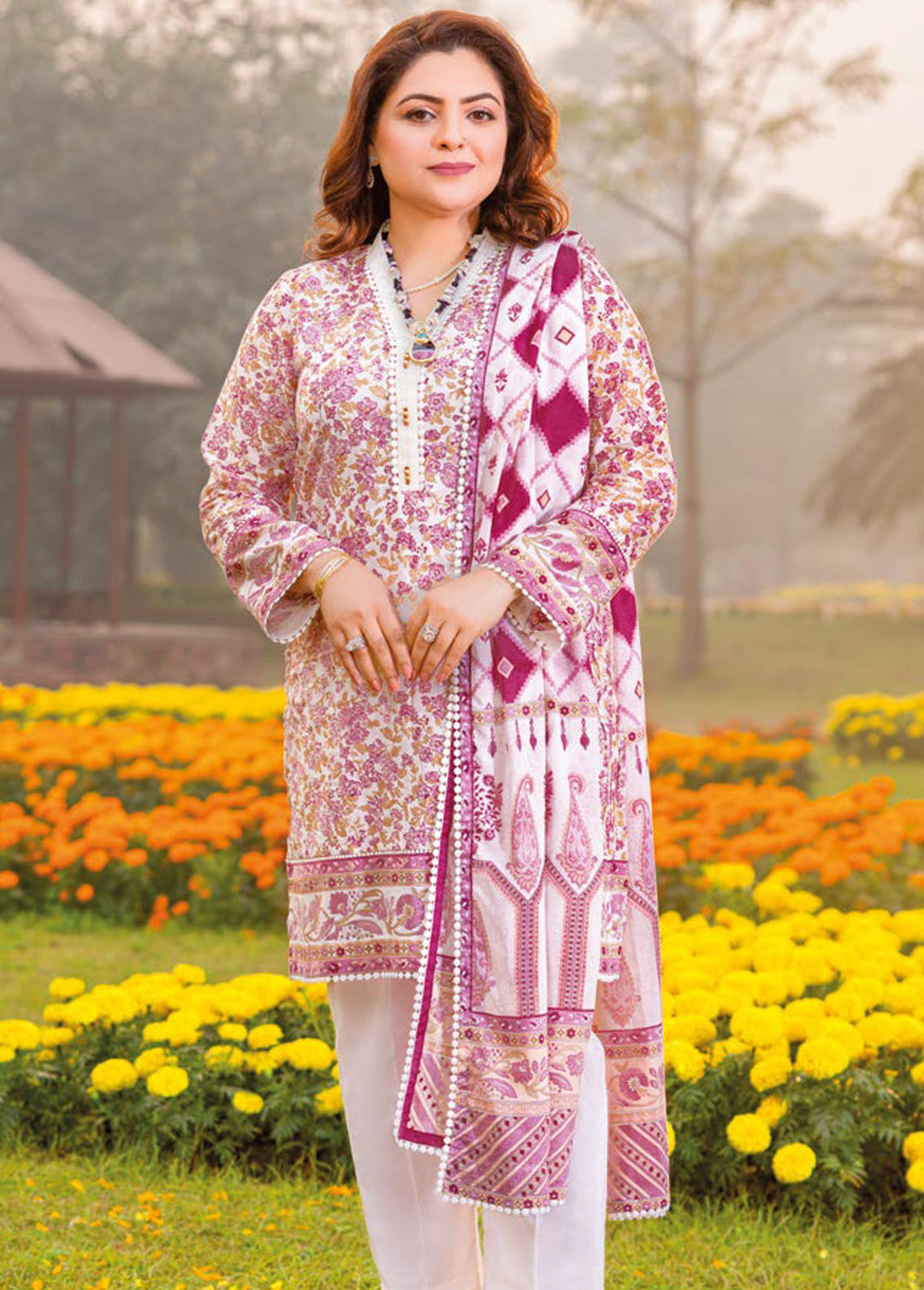 Gul Ahmed Printed Lawn Suits Unstitched 3 Piece GA24MT CL 42195 A - Summer Collection