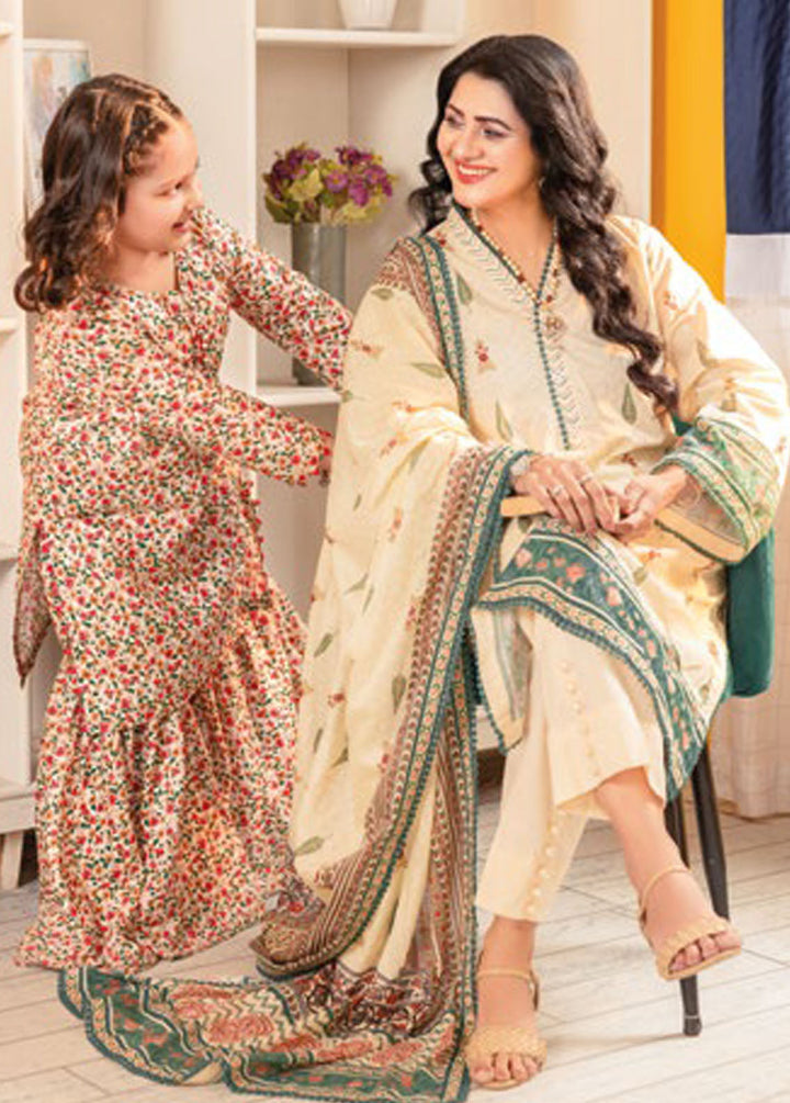 Gul Ahmed Printed Lawn Suits Unstitched 3 Piece GA24MT CL 42196 B - Summer Collection