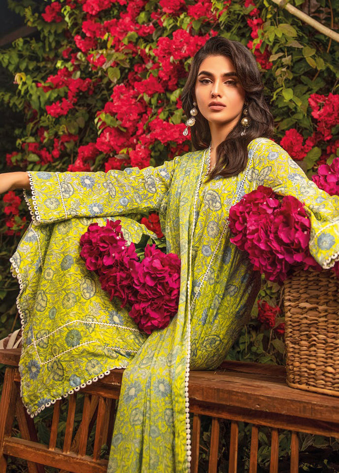 Gul Ahmed Printed Lawn Suits Unstitched 3 Piece GA24PS BM 42003 - Summer Collection