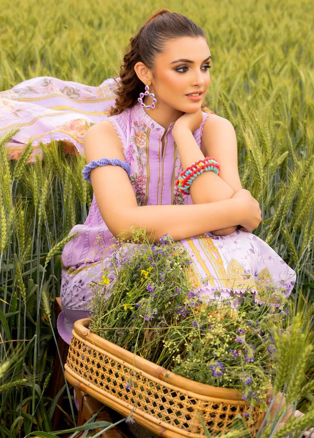 Gul Ahmed Printed Lawn Suits Unstitched 3 Piece GA24SU CL 42049 A - Summer Collection