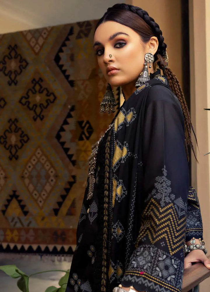 Gul Ahmed Printed Lawn Suits Unstitched 3 Piece GA24SU CL 42140 - Summer Collection