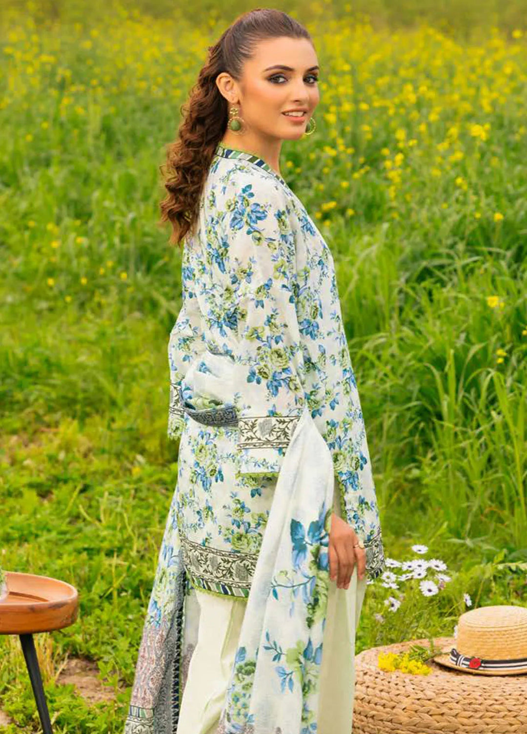 Gul Ahmed Printed Lawn Suits Unstitched 3 Piece GA24SU CL 42217 - Summer Collection