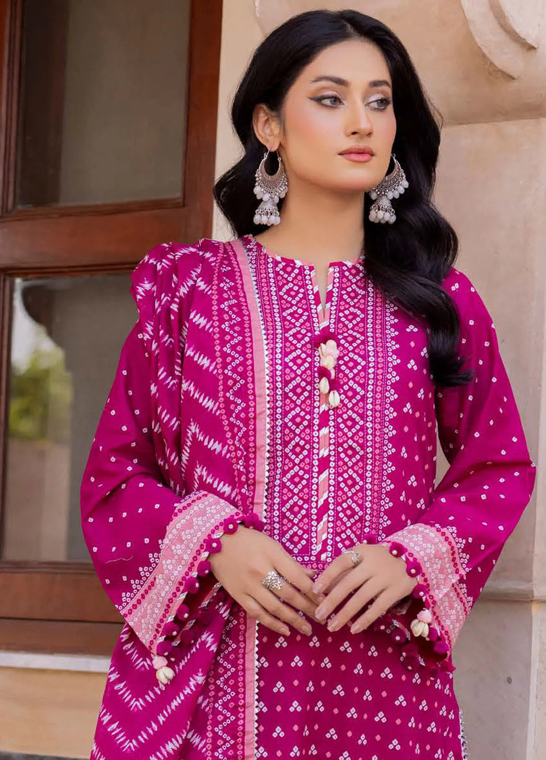 Gul Ahmed Printed Lawn Suits Unstitched 3 Piece GA24SU CL 42241 B - Summer Collection