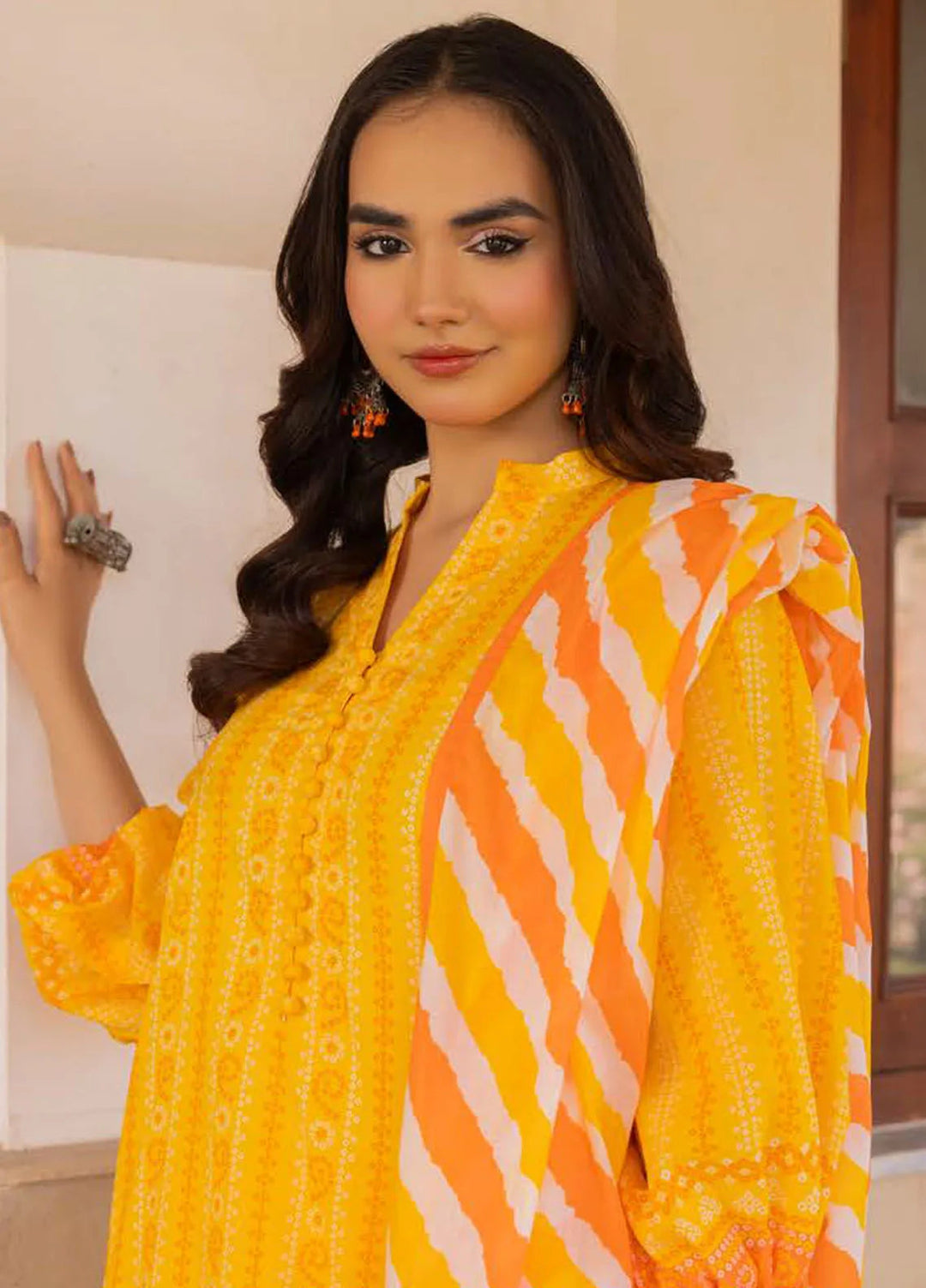 Gul Ahmed Printed Lawn Suits Unstitched 3 Piece GA24SU CL 42288 A - Summer Collection