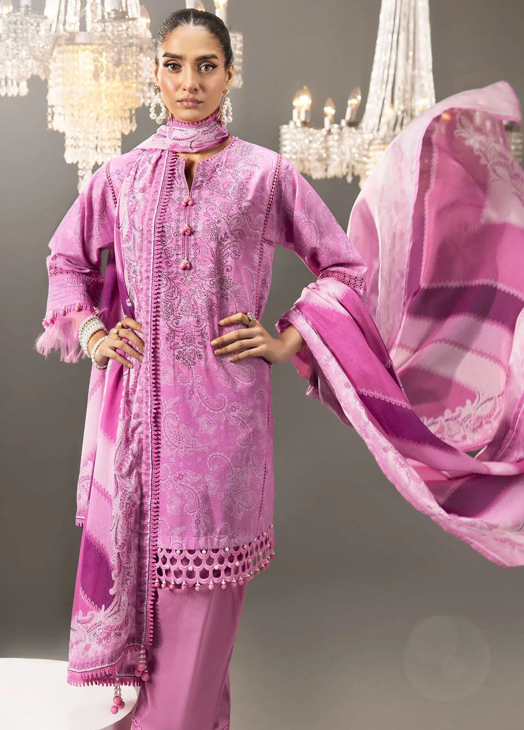Gul Ahmed Printed Lawn Suits Unstitched 3 Piece GA24SU DN 42033 - Summer Collection
