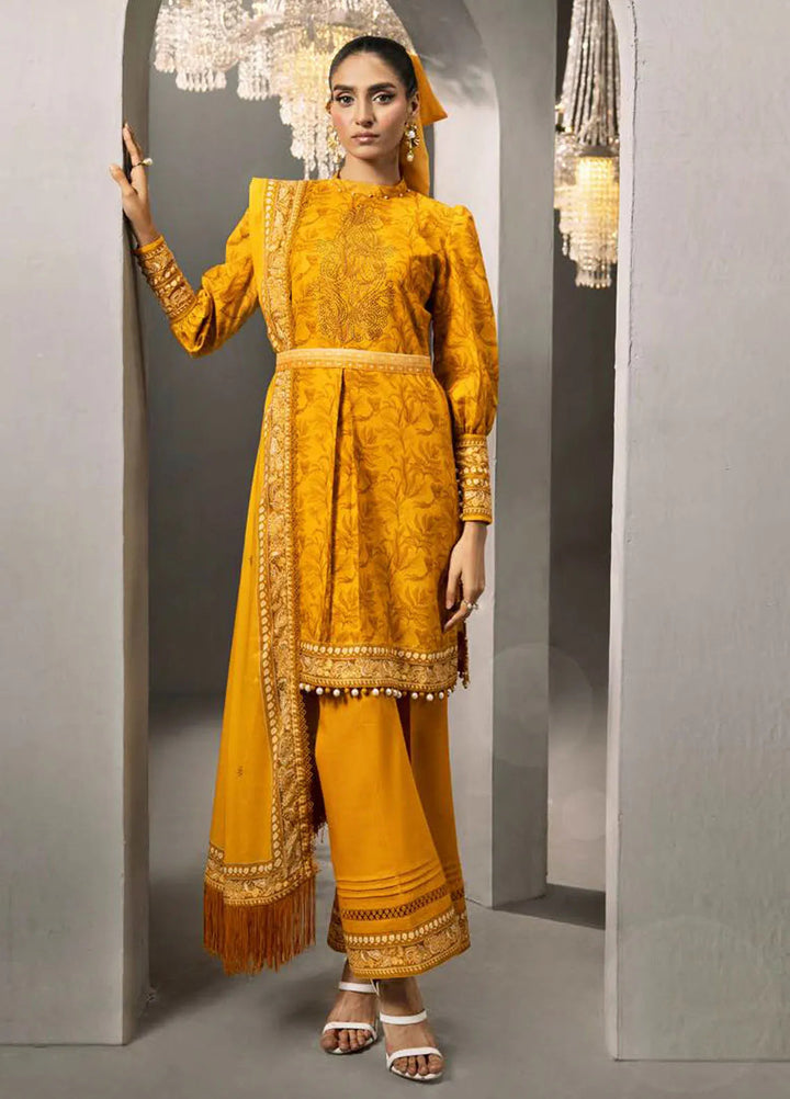 Gul Ahmed Printed Lawn Suits Unstitched 3 Piece GA24SU DN 42035 - Summer Collection