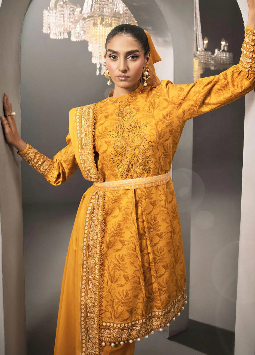 Gul Ahmed Printed Lawn Suits Unstitched 3 Piece GA24SU DN 42035 - Summer Collection