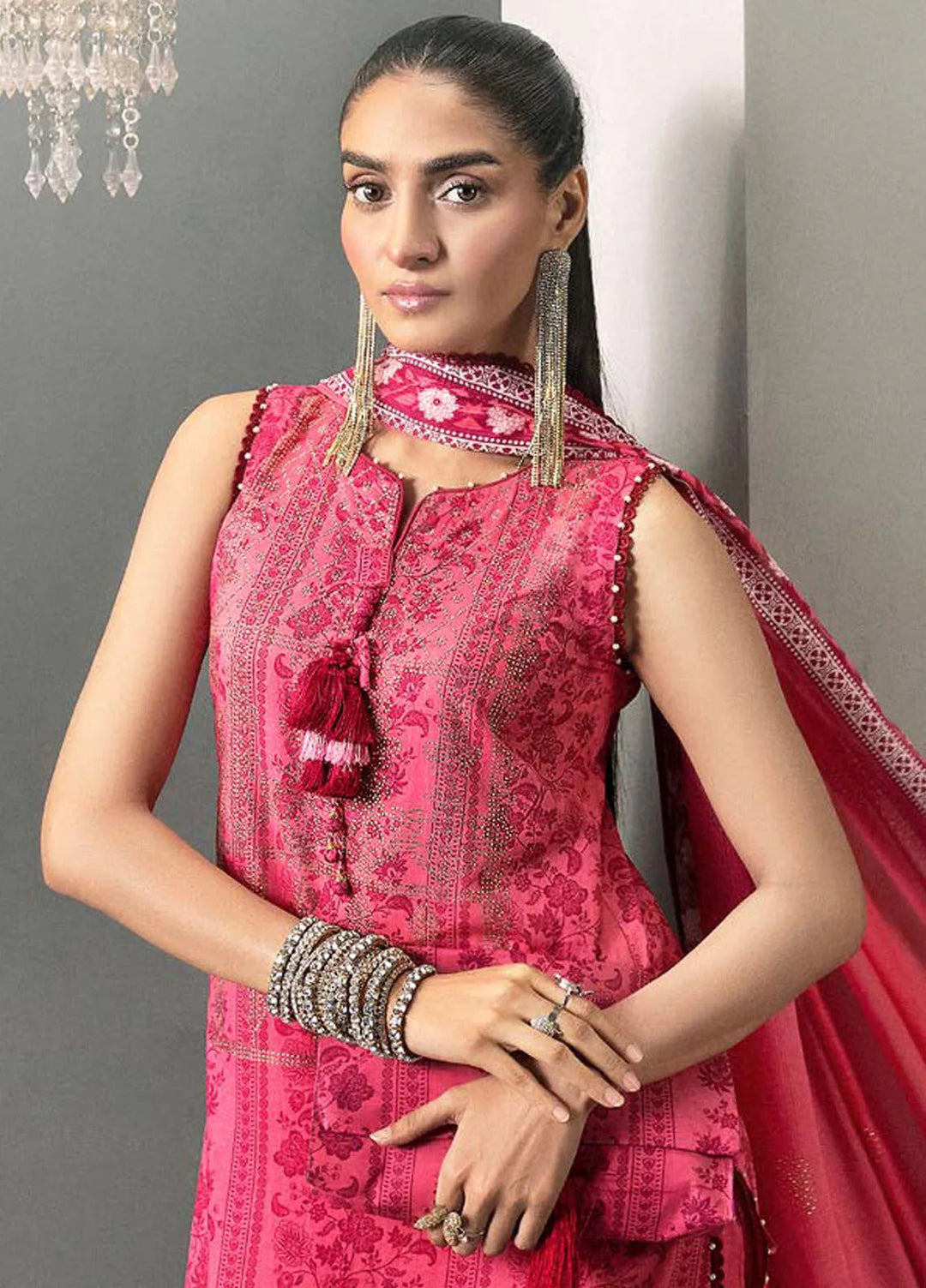 Gul Ahmed Printed Lawn Suits Unstitched 3 Piece GA24SU DN 42037 - Summer Collection