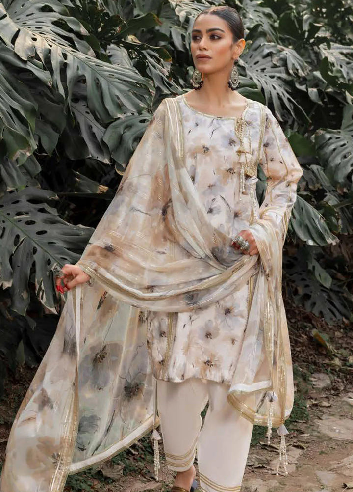 Gul Ahmed Printed Lawn Suits Unstitched 3 Piece GA24SU SP 42013 - Summer Collection