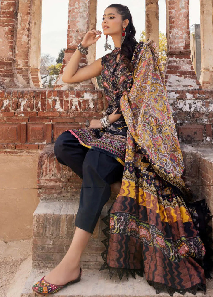 Gul Ahmed Printed Lawn Suits Unstitched 3 Piece GA24SU SP 42041 - Summer Collection