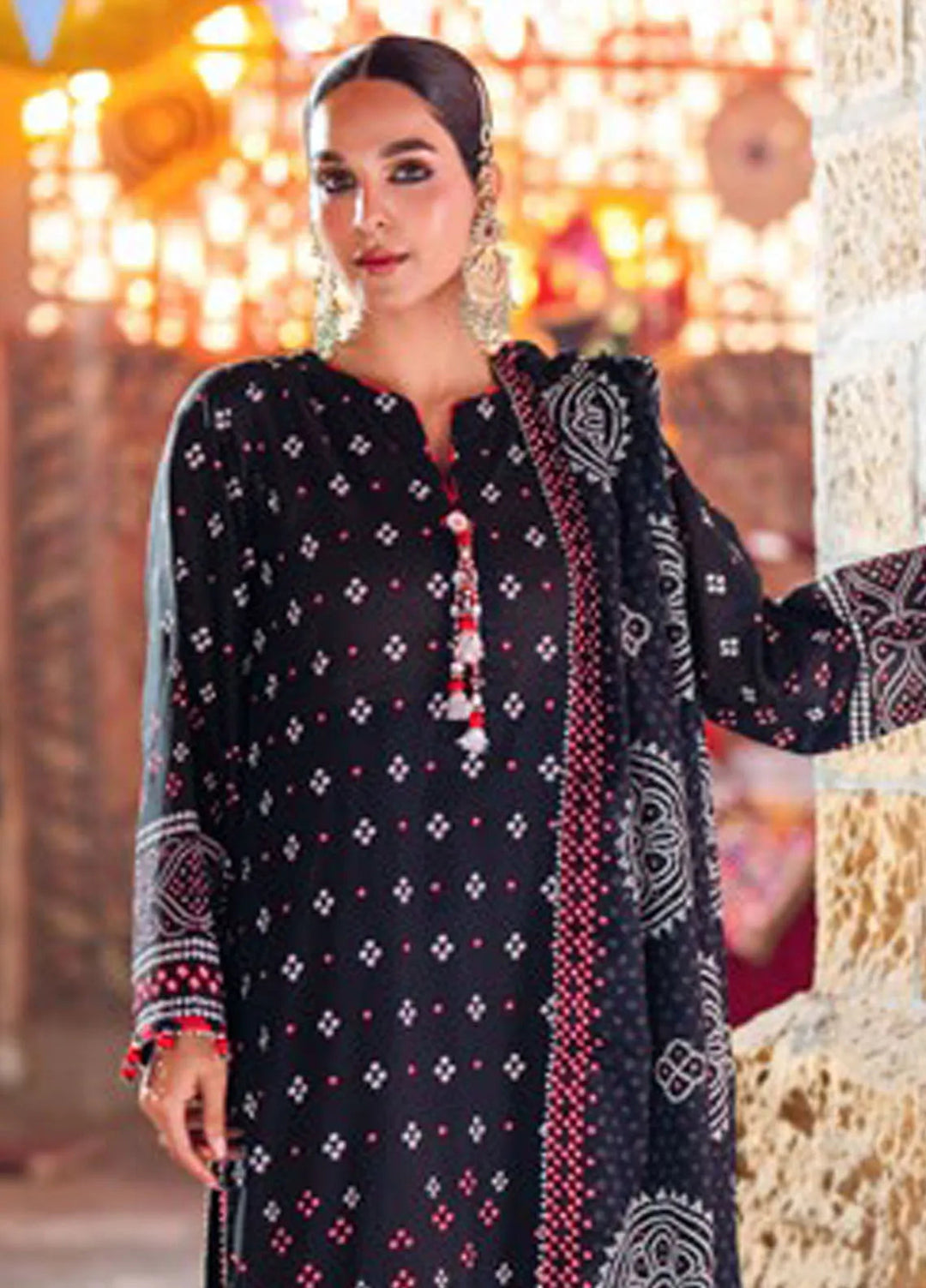 Gul Ahmed Printed Lawn Suits Unstitched 3 Piece GA25CH CL-52171 A - Summer Collection