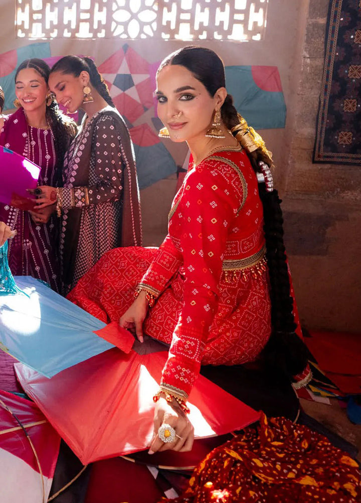 Gul Ahmed Printed Lawn Suits Unstitched 3 Piece GA25CH CL-52484 B - Summer Collection