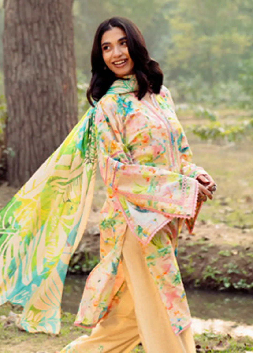 Gul Ahmed Printed Lawn Suits Unstitched 3 Piece GA25DK CL-52432 - Summer Collection