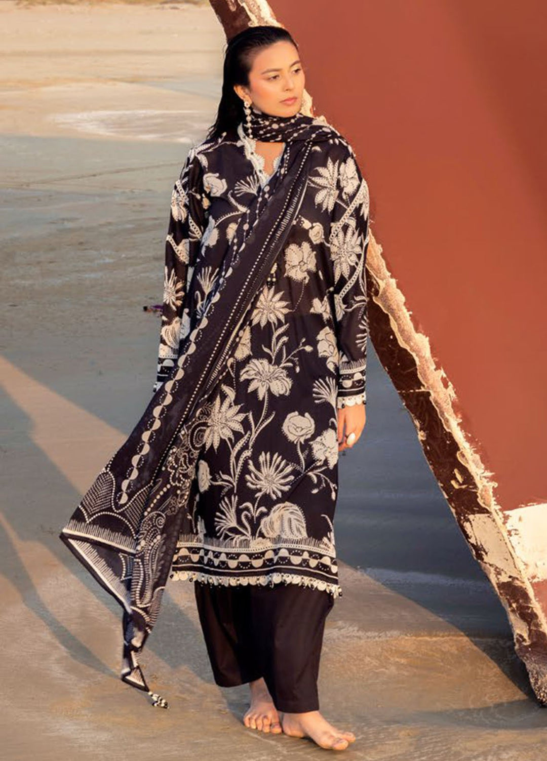 Gul Ahmed Printed Lawn Suits Unstitched 3 Piece GA25NB B-52004 - Summer Collection