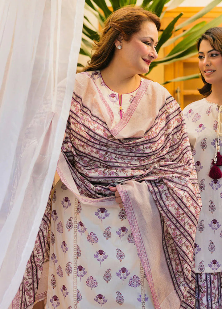 Gul Ahmed Printed Lawn Suits Unstitched 3 Piece GA25TM CL-42300 B - Summer Collection