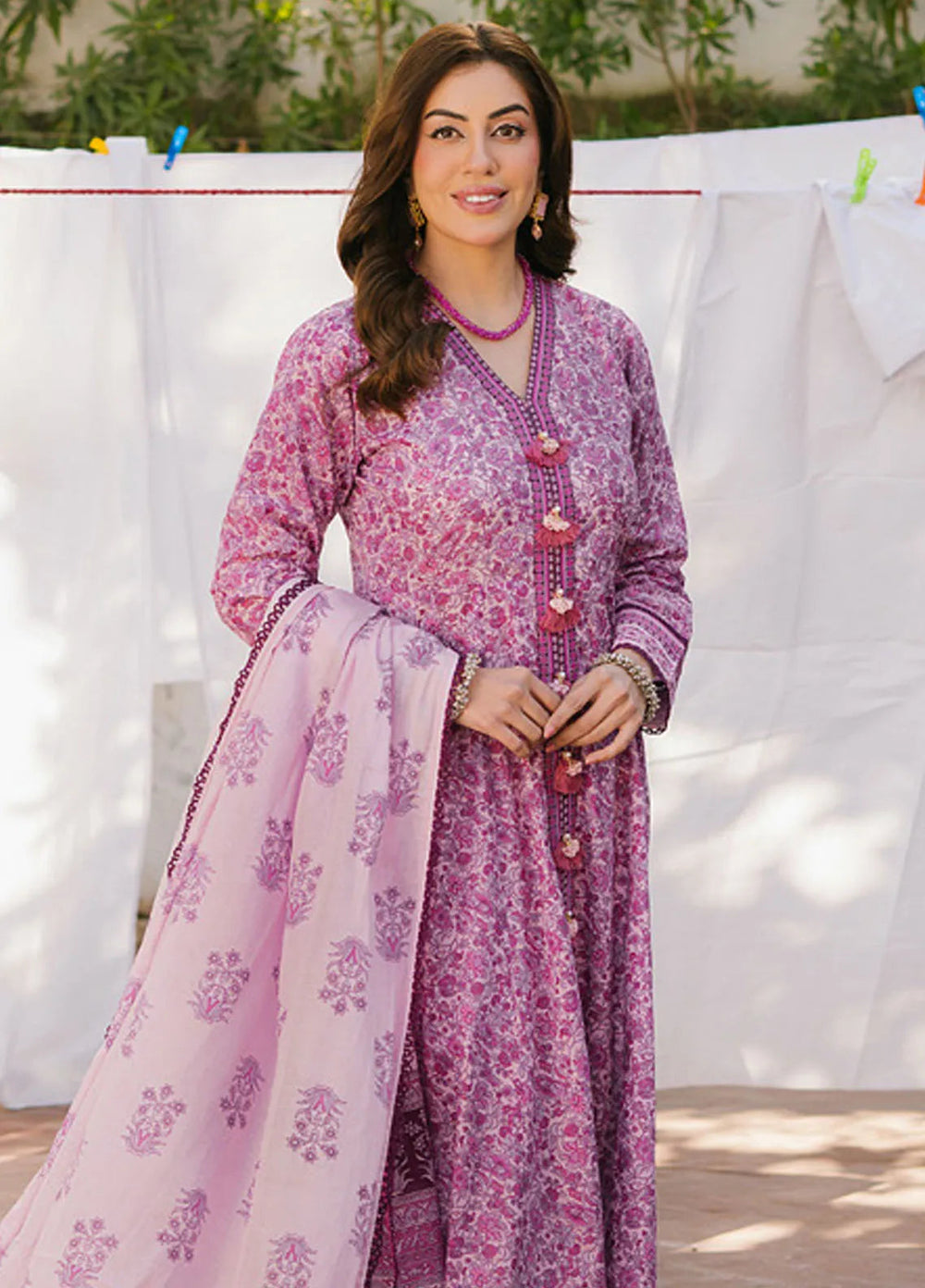 Gul Ahmed Printed Lawn Suits Unstitched 3 Piece GA25TM CL-52372 A - Summer Collection