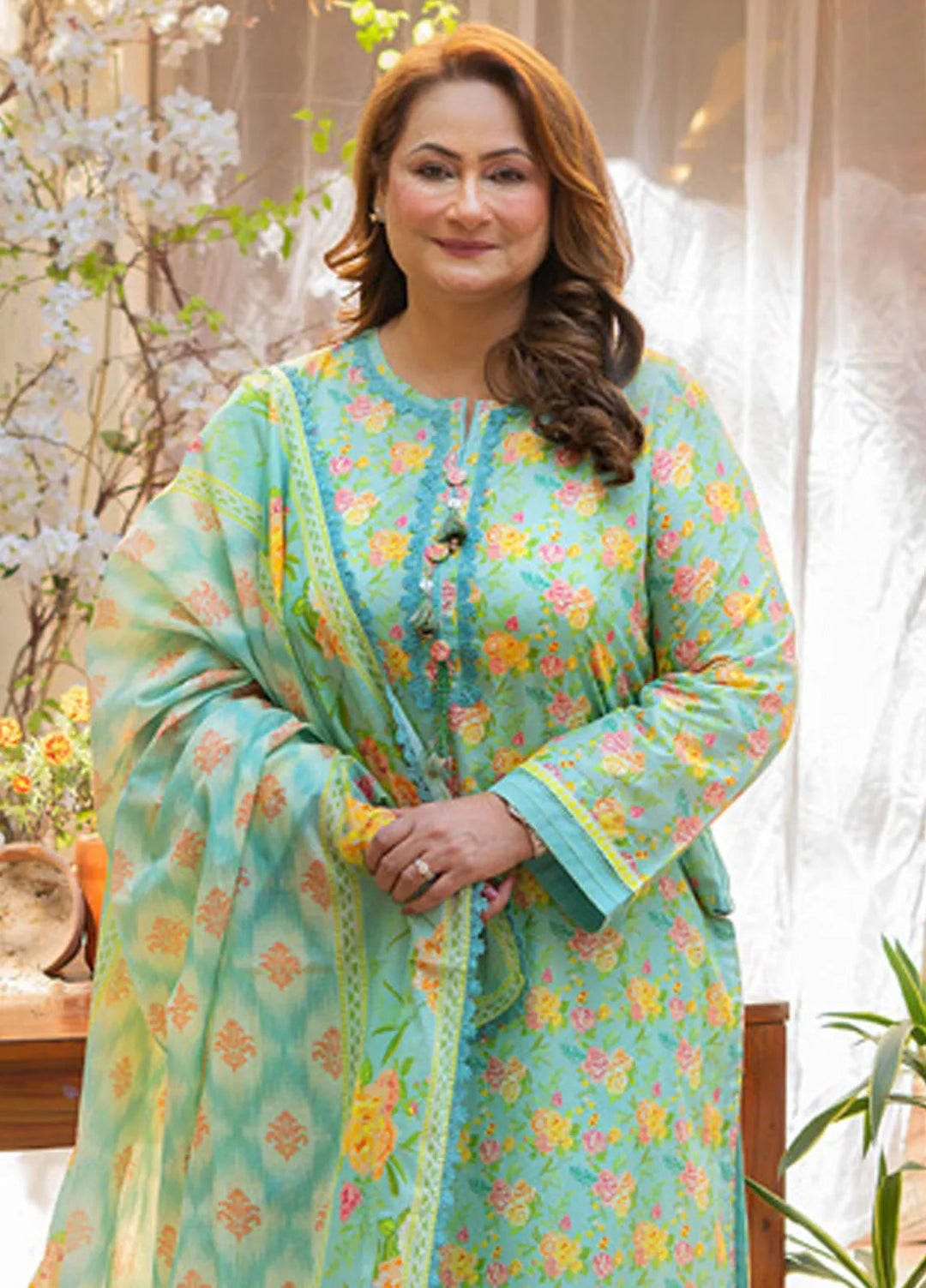 Gul Ahmed Printed Lawn Suits Unstitched 3 Piece GA25TM CL-52417 - Summer Collection