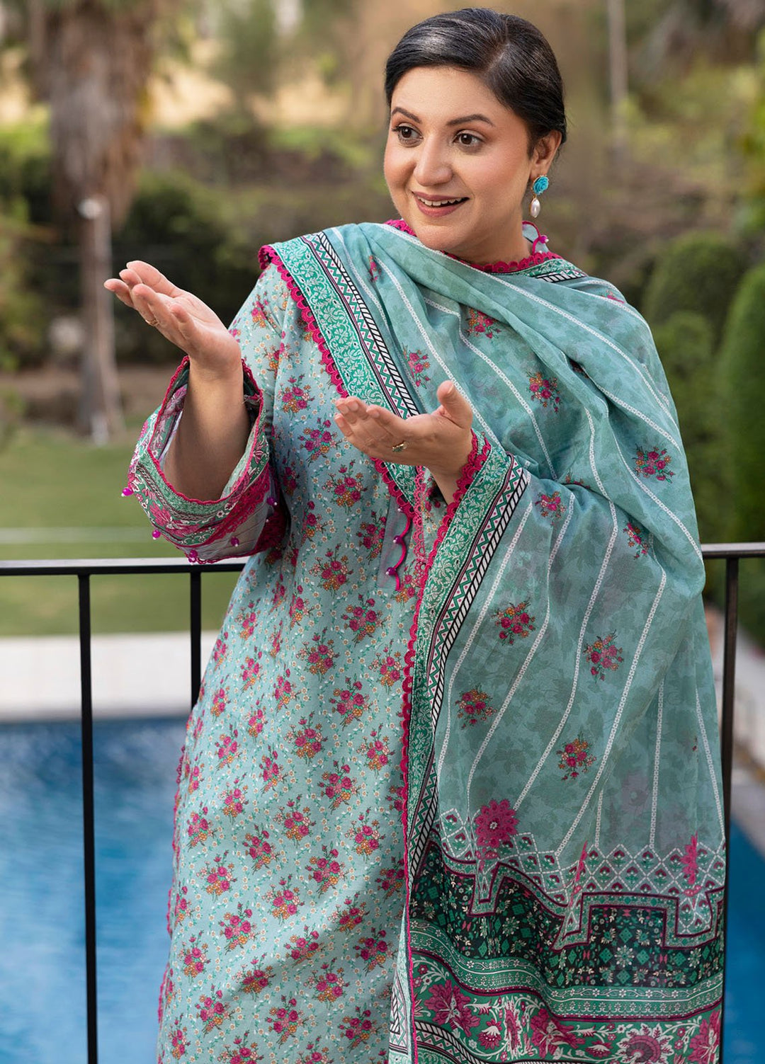 Gul Ahmed Printed Lawn Unstitched Suits 3 Piece GA25MS CL-52676 - Summer Collection