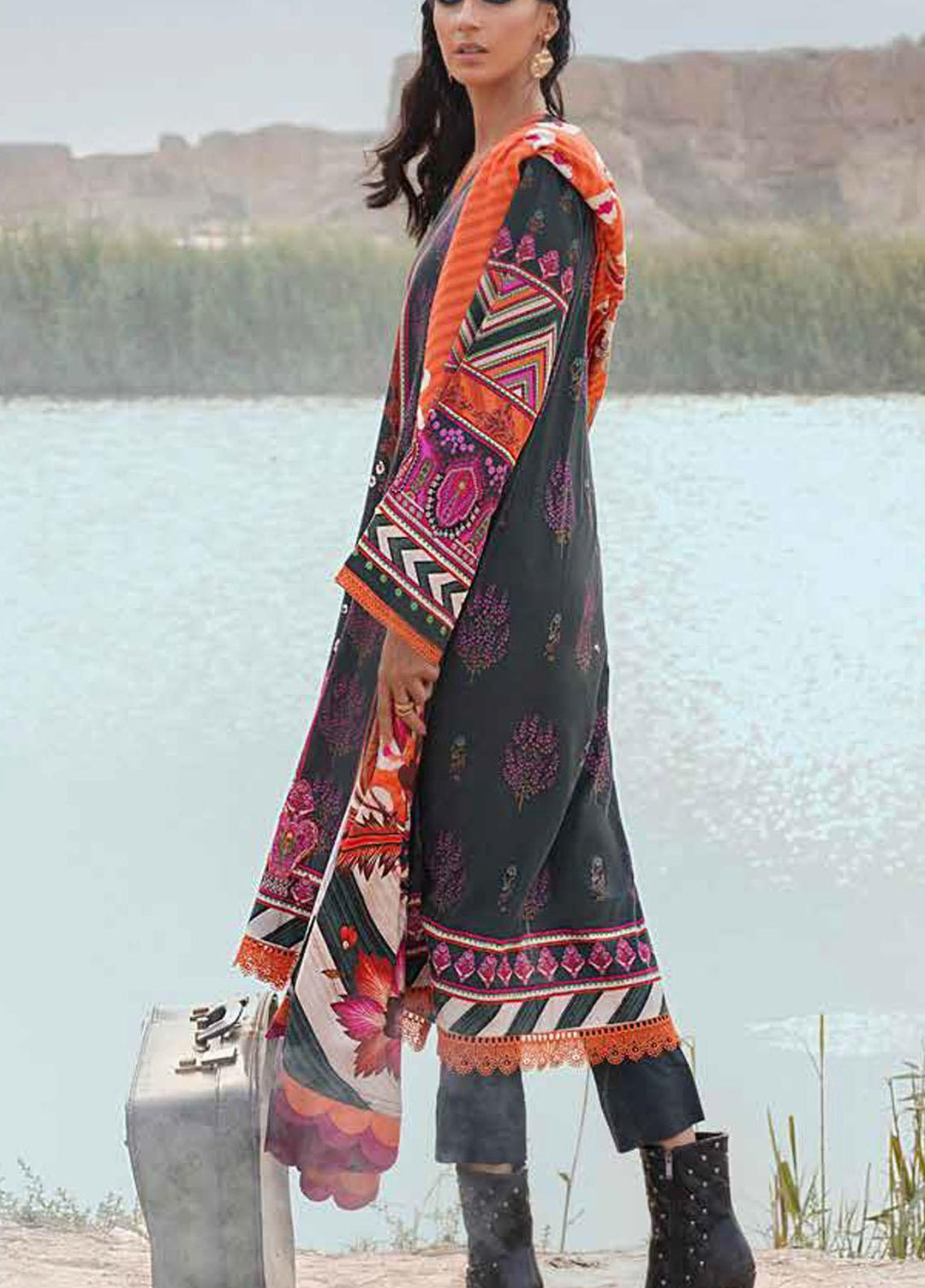 Gul Ahmed Printed Khaddar Suits Unstitched 3 Piece GA21JL CV-12010 - Winter Collection