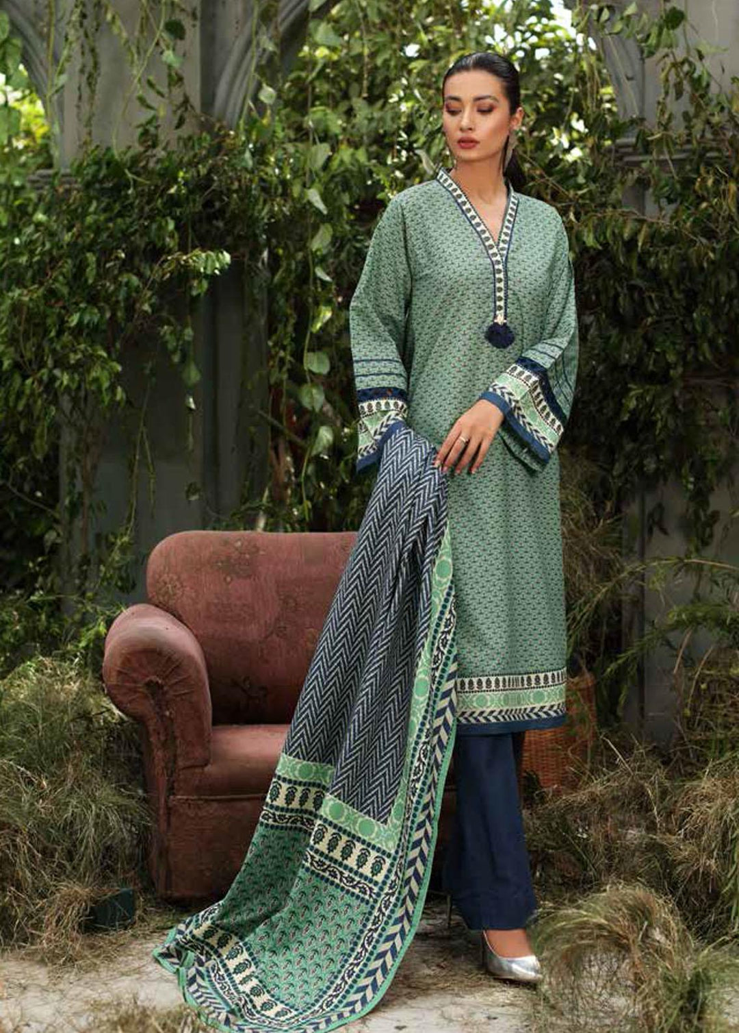 Pure Joy of Winter By Gul Ahmed Printed Karandi Suits Unstitched 3 Piece GA22PJ AY-12036 B - Winter Collection