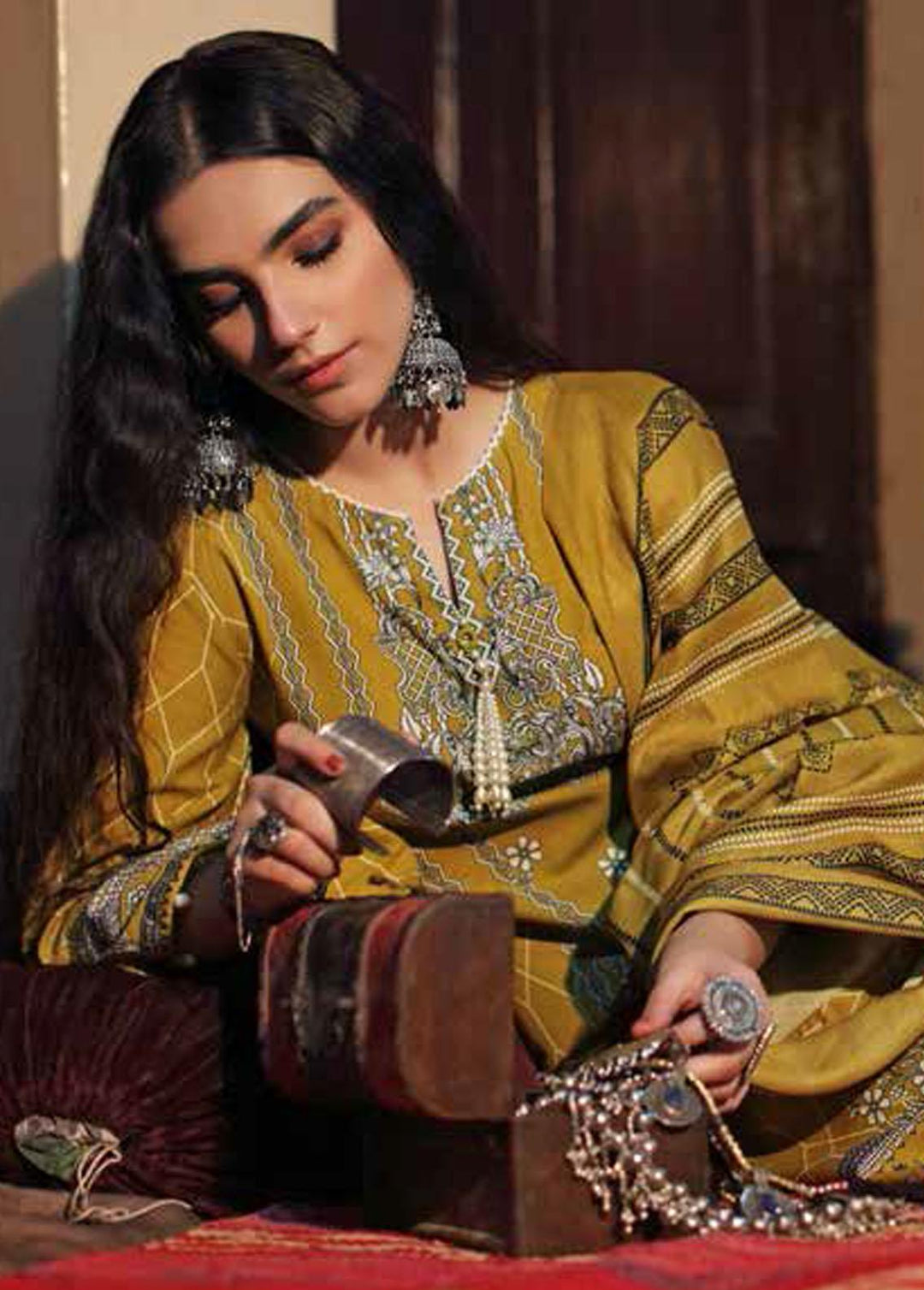 Pure Joy of Winter By Gul Ahmed Printed Khaddar Suits Unstitched 3 Piece GA22PJ PVS-12003 A - Winter Collection