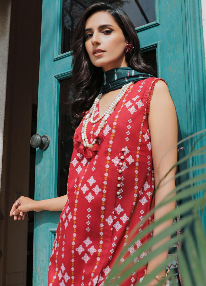 Gul Ahmed Printed Lawn Suits Unstitched 3 Piece GA23SF CL32380-B - Summer Collection