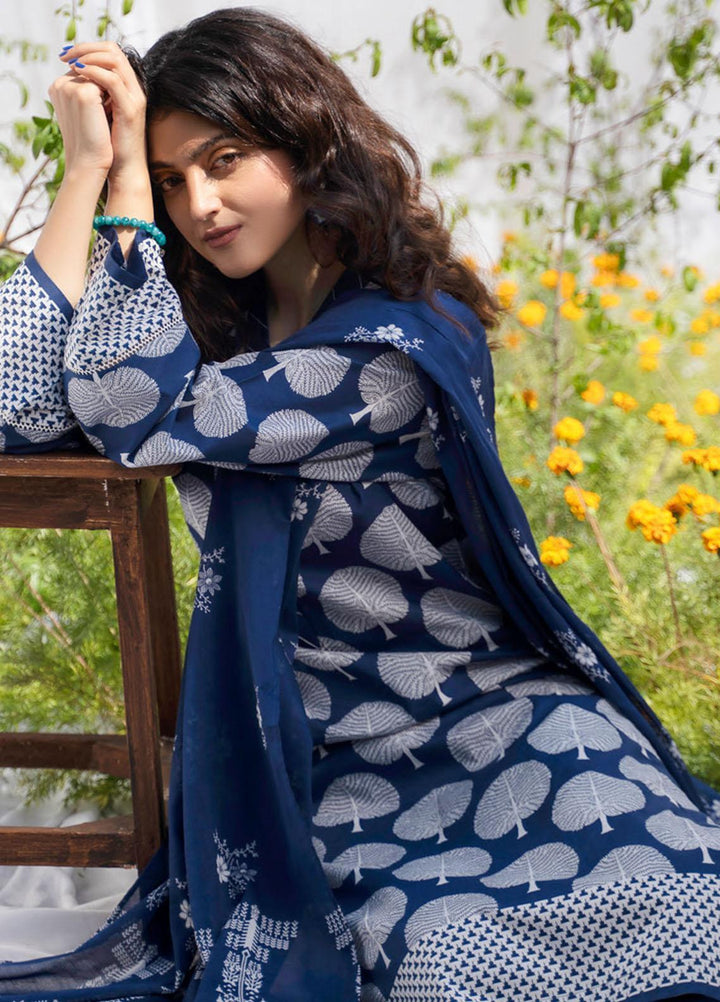 Gul Ahmed Printed Lawn Suits Unstitched 3 Piece GA23SF CL32493-B - Summer Collection