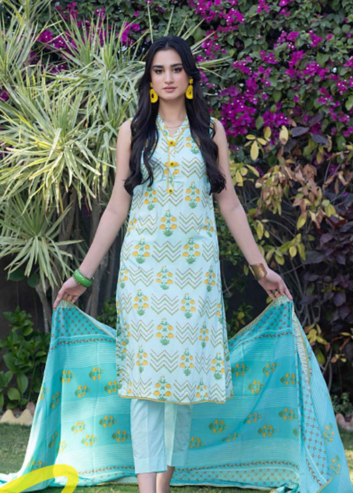 Breeze By Gul Ahmed Printed Lawn Suits Unstitched 3 Piece GA23B CL-32331A - Summer Collection