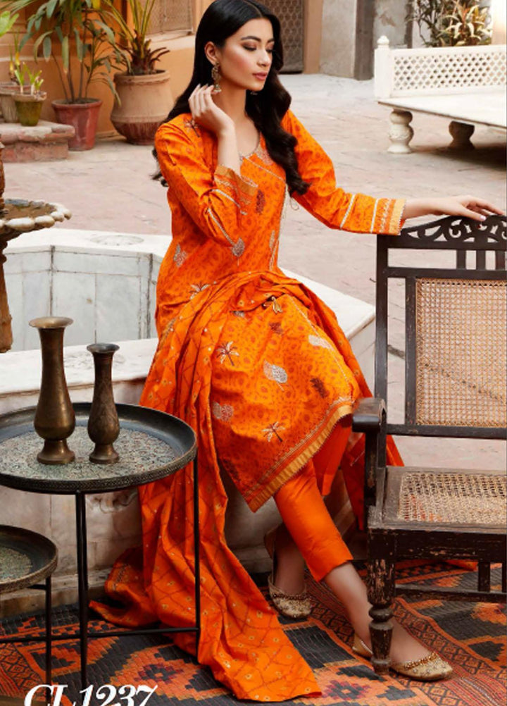 Sunehri By Gul Ahmed Embroidered Lawn Suits Unstitched 3 Piece GA21SL CL-1237 - Summer Collection