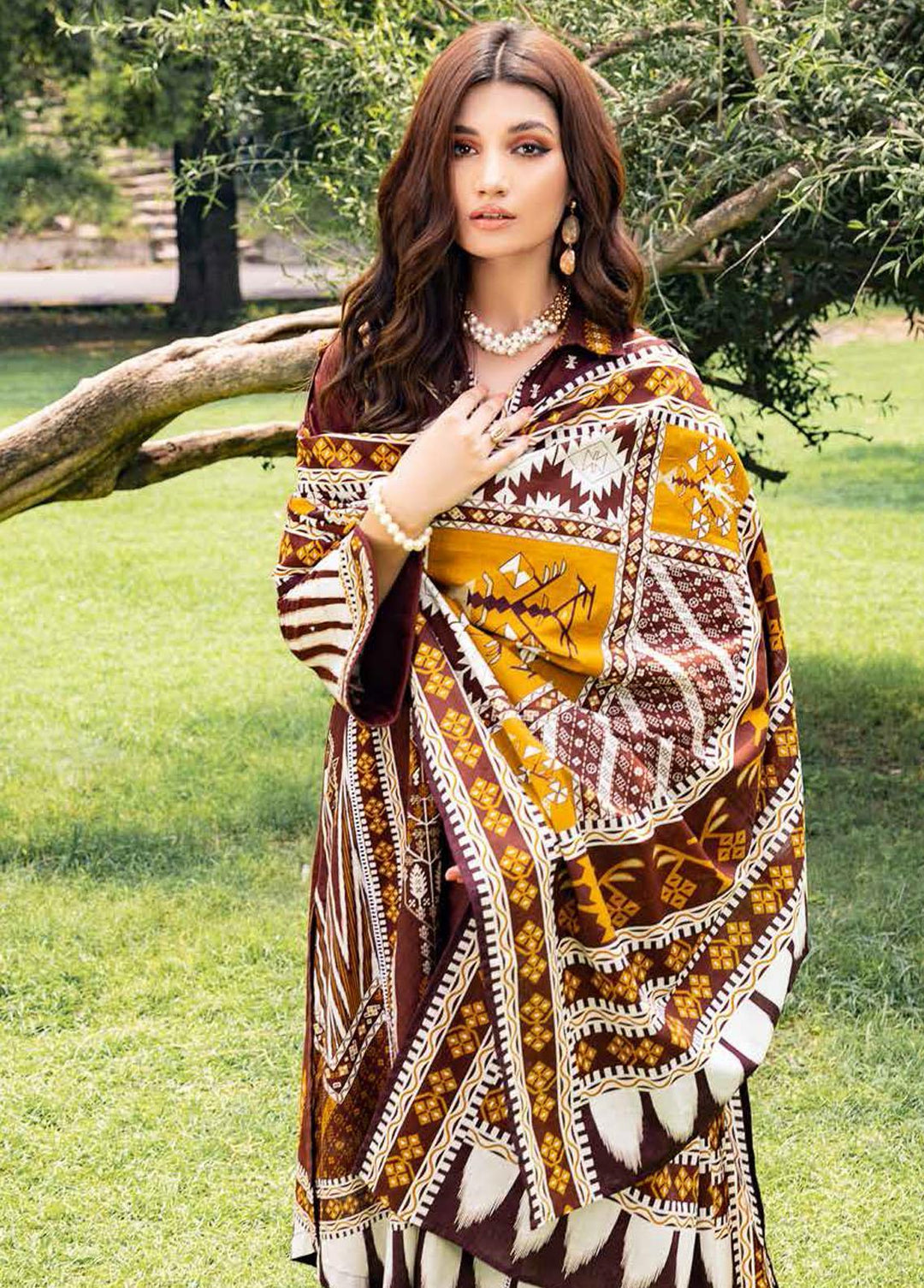 Gul Ahmed Printed Khaddar Suits Unstitched 3 Piece GA22W K-22039A - Winter Collection