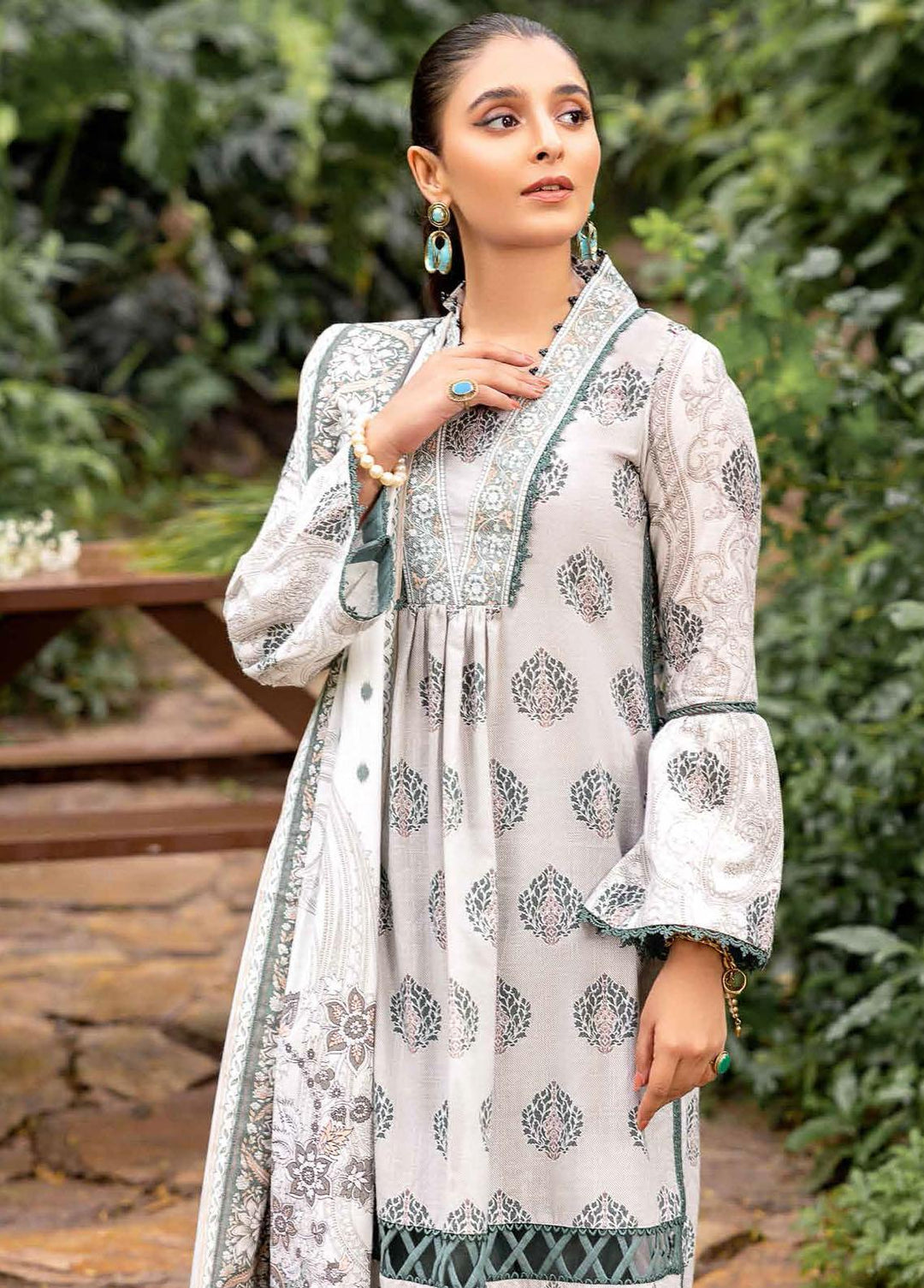 Gul Ahmed Printed Khaddar Suits Unstitched 3 Piece GA22W K-22060A - Winter Collection