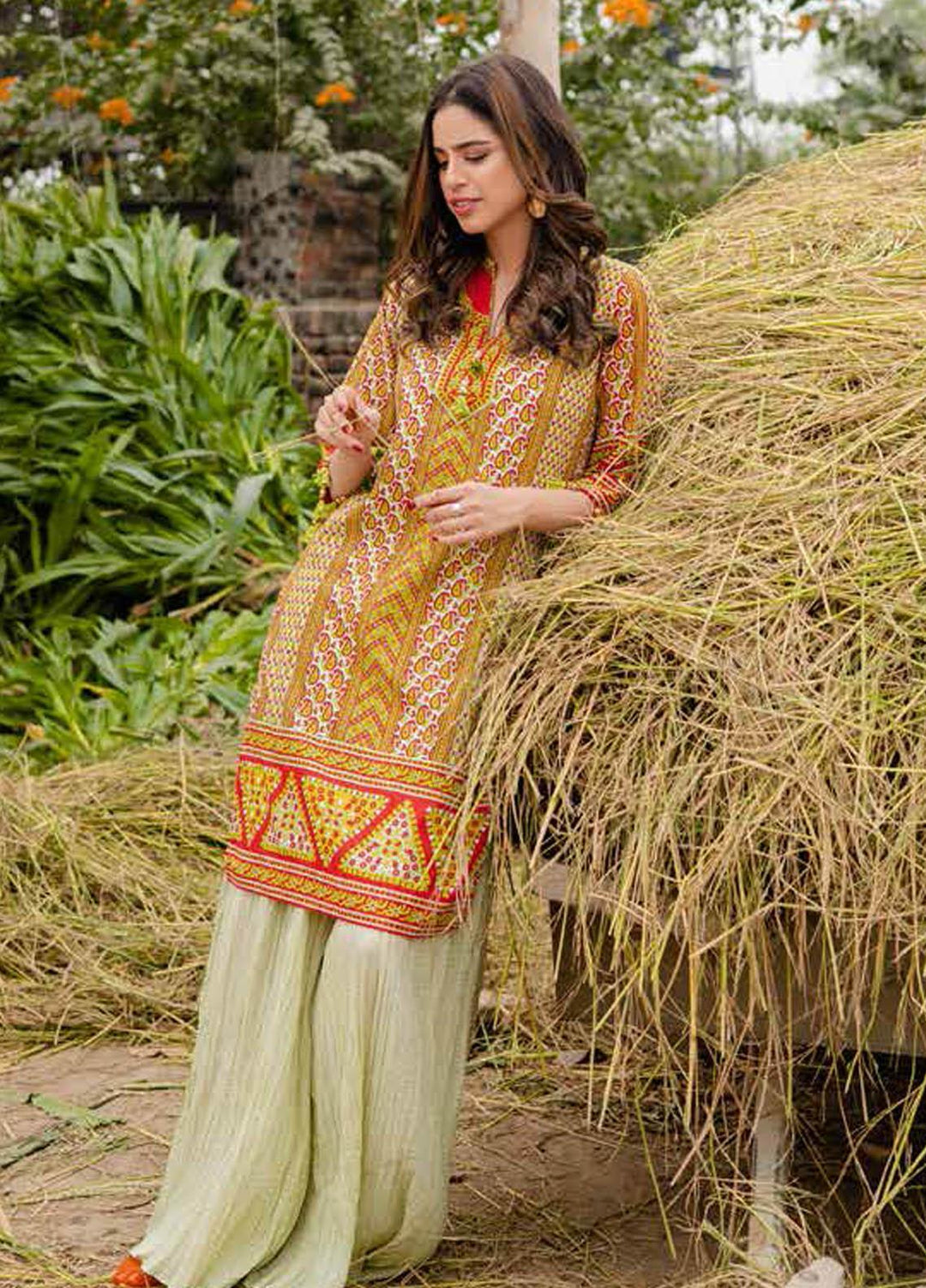 Gul Ahmed Printed Lawn  Unstitched Kurties GA21VG SL 873-B - Summer Collection