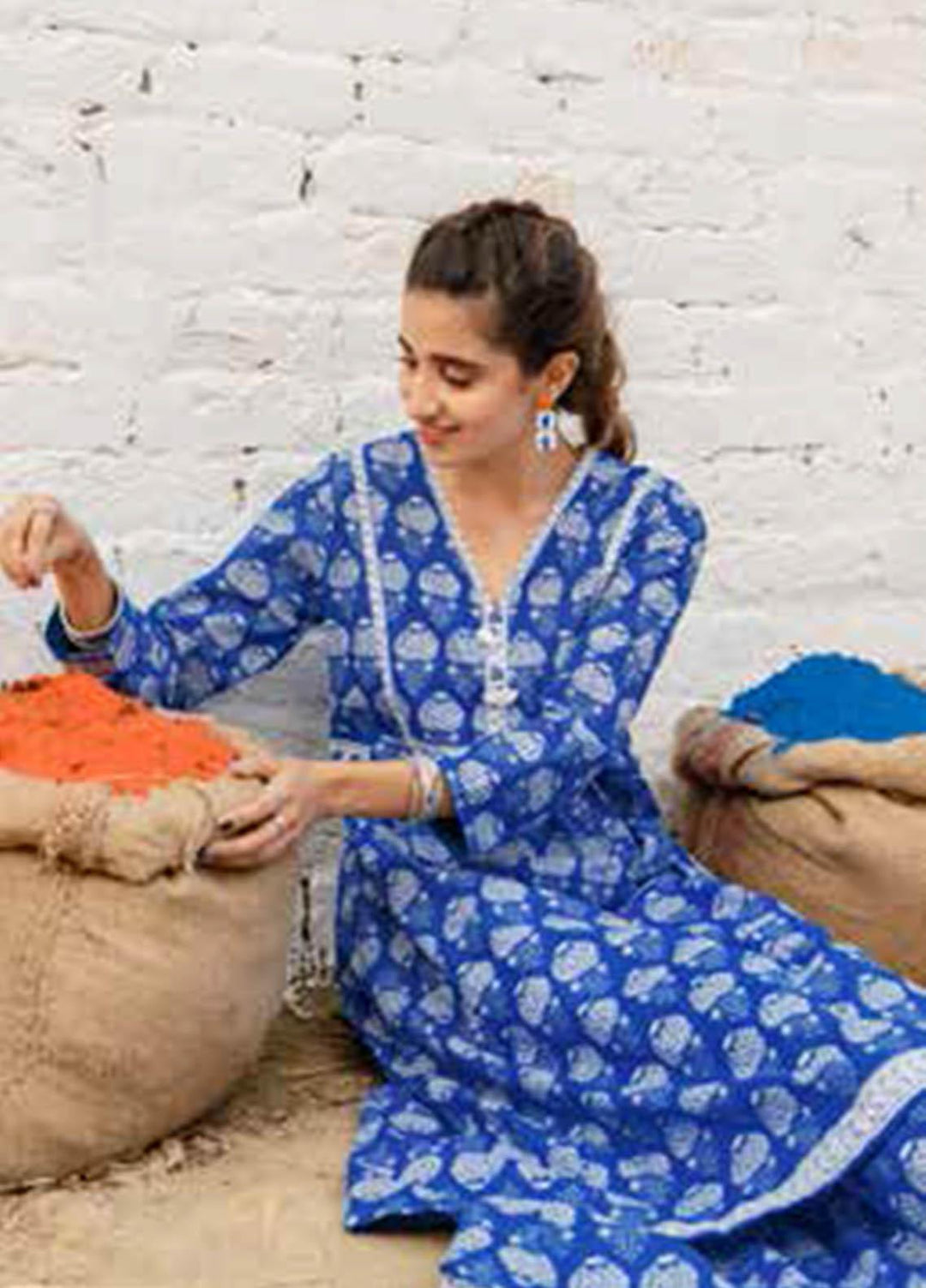 Gul Ahmed Printed Lawn  Unstitched Kurties GA21VG SL 885-A - Summer Collection