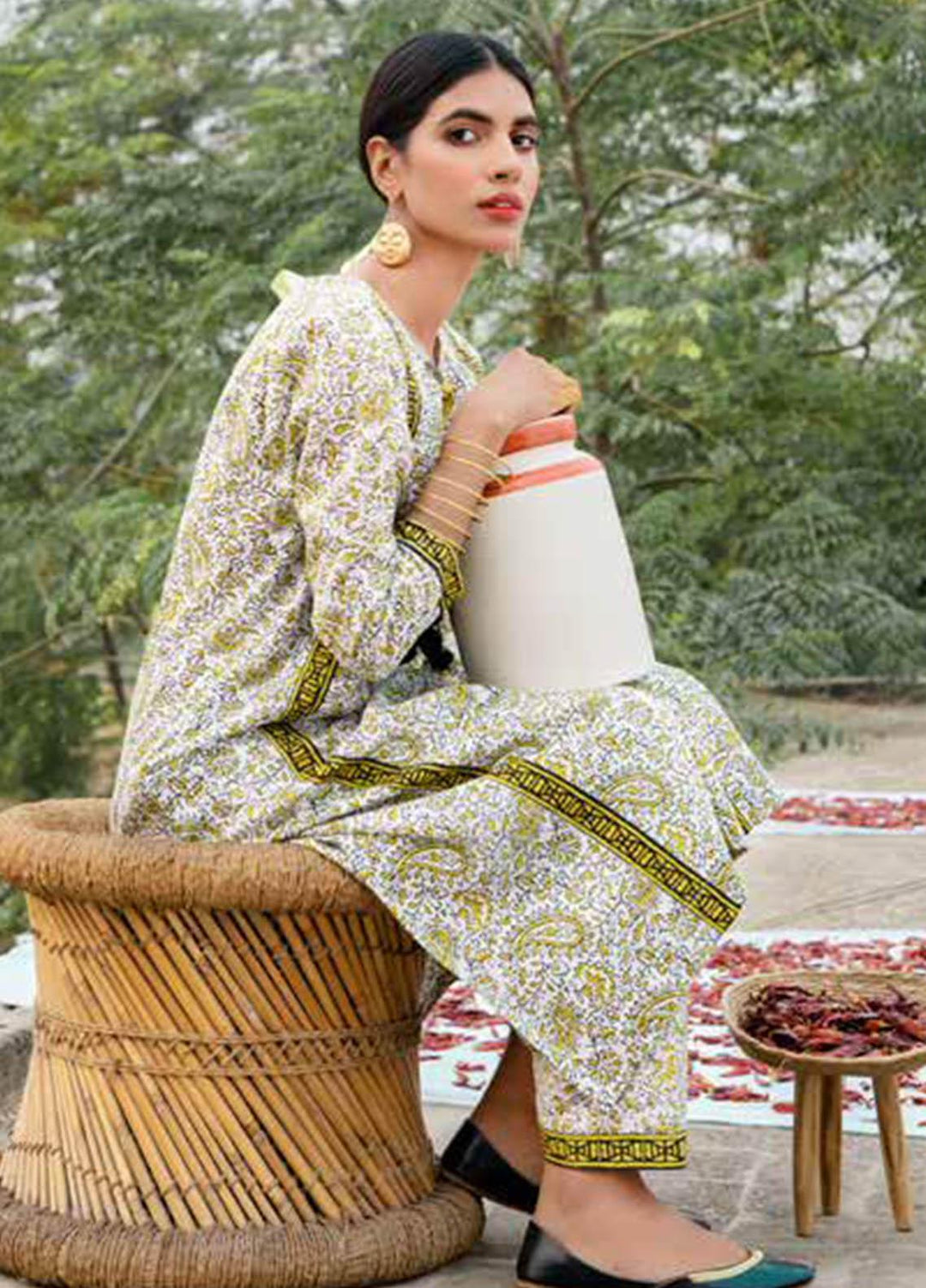 Gul Ahmed Printed Lawn  Unstitched Kurties GA21VG SL 894-B - Summer Collection
