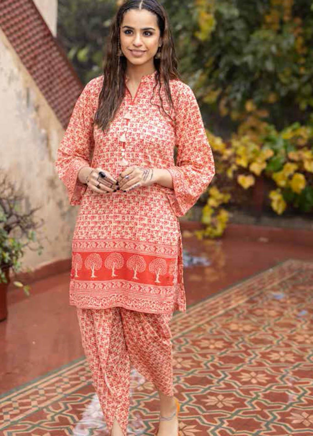 Gul Ahmed Printed Lawn  Unstitched Kurties GA21VG SL 949-A - Summer Collection