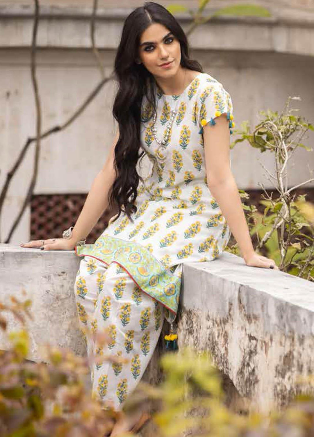 Gul Ahmed Printed Lawn  Unstitched Kurties GA21VG SL 954-B - Summer Collection