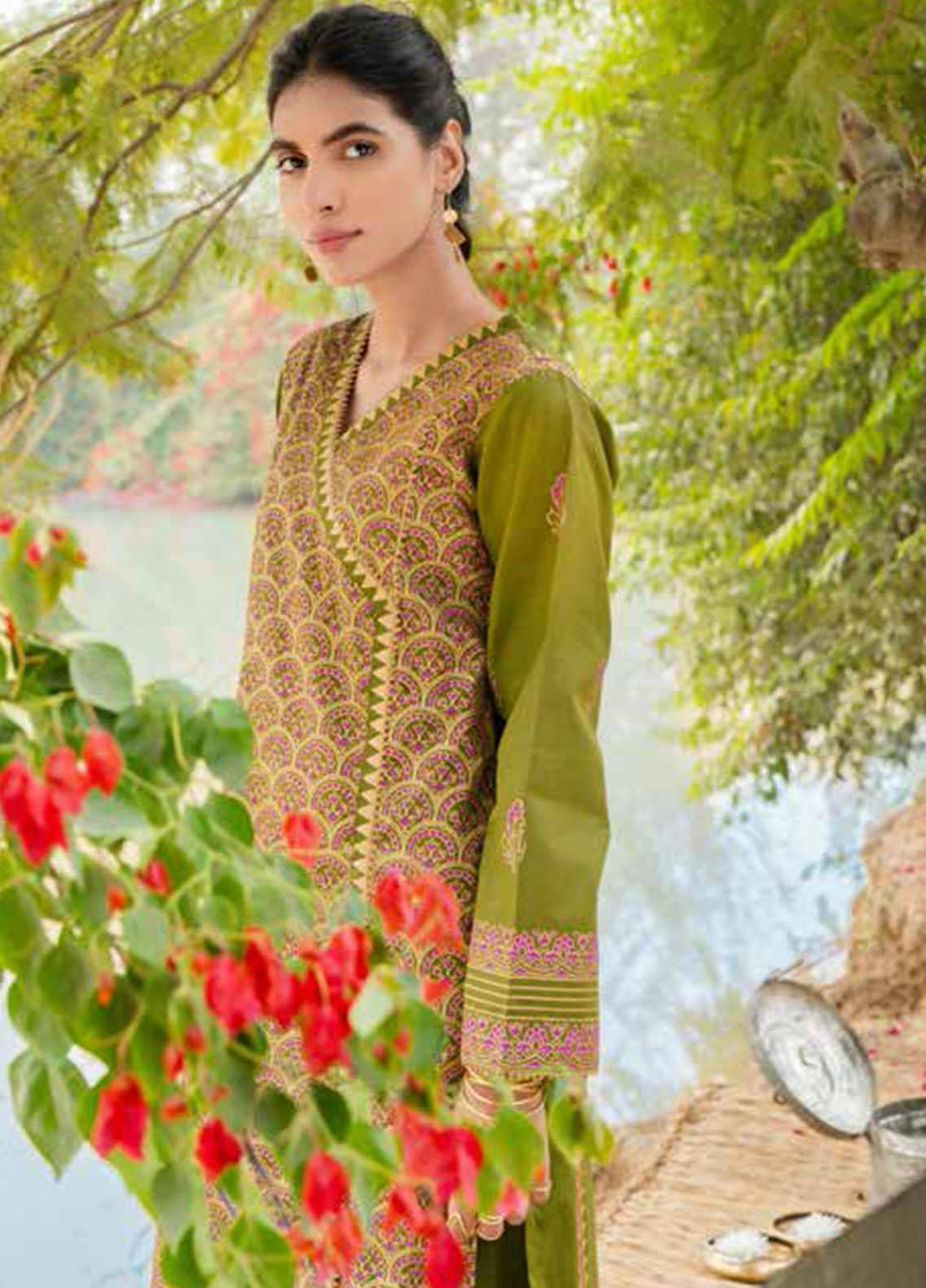 Gul Ahmed Printed Lawn Suits Unstitched 2 Piece GA21VG TL 299 - Summer Collection