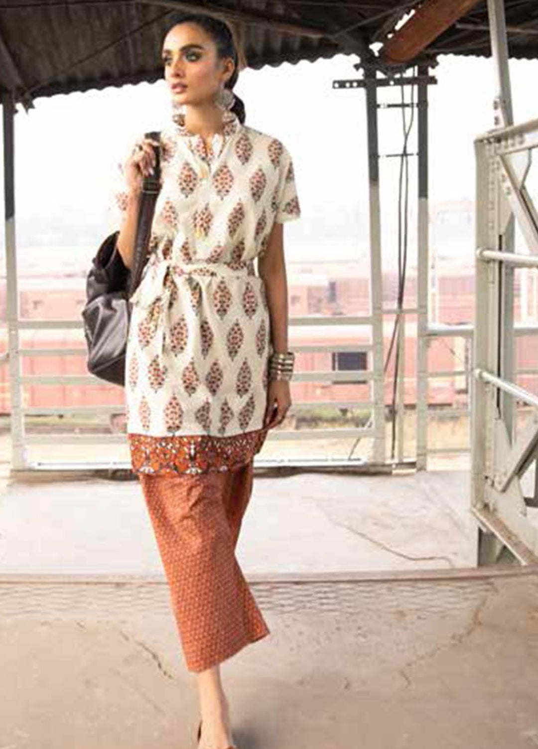 Gul Ahmed Printed Lawn Suits Unstitched 2 Piece GA21VG TL 347-A - Summer Collection