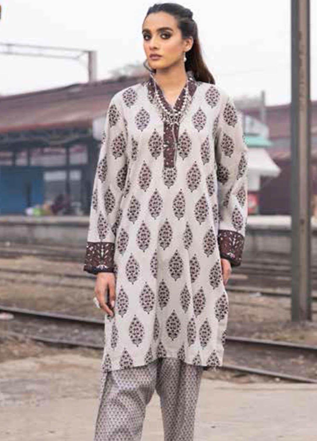 Gul Ahmed Printed Lawn Suits Unstitched 2 Piece GA21VG TL 347-B - Summer Collection