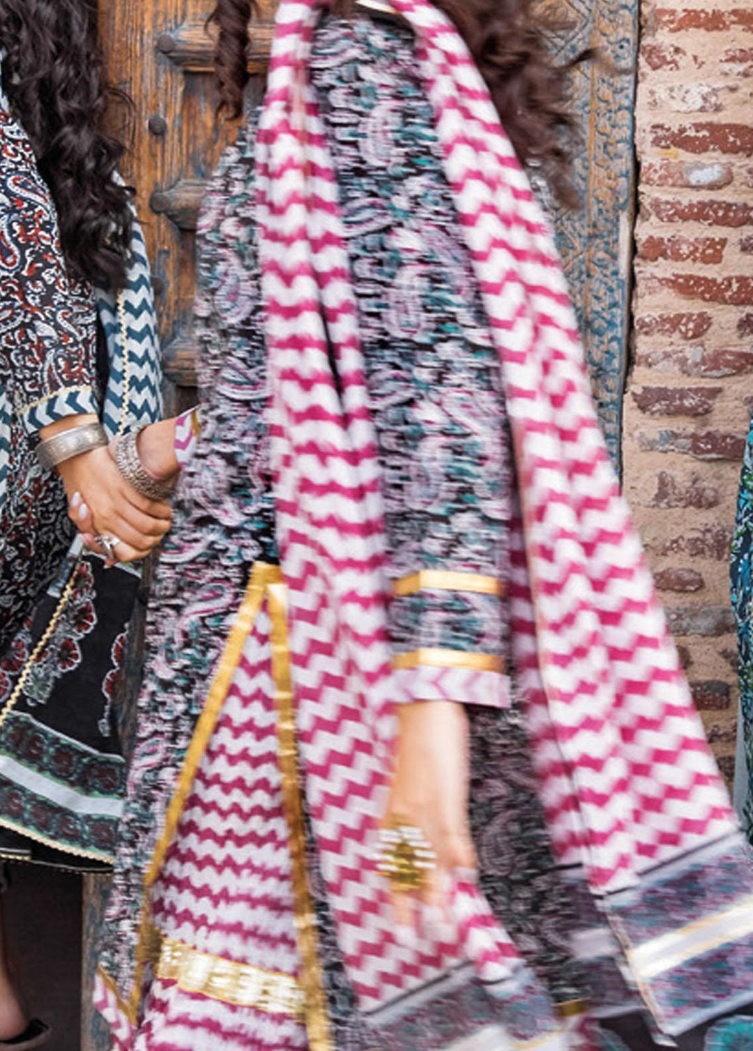 Vintage Garden By Gul Ahmed Printed Lawn Suits Unstitched 3 Piece GA23V CL-32234B - Summer Collection